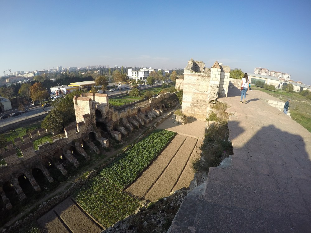 DCIM100GOPROGOPR2120.