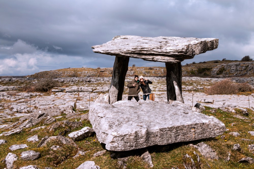 2016-Ireland-05-Poulnabrone-Dolmen-3200BC_13-1